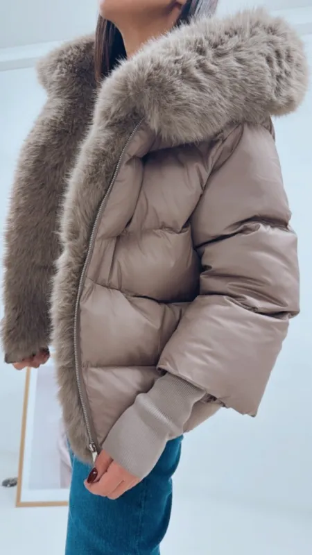 ZIMNÍ BUNDA S KOŽEŠINOU III
