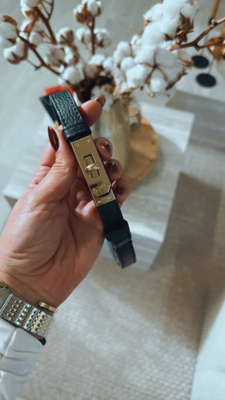 ČERNÝ POSUVNÝ OPASEK