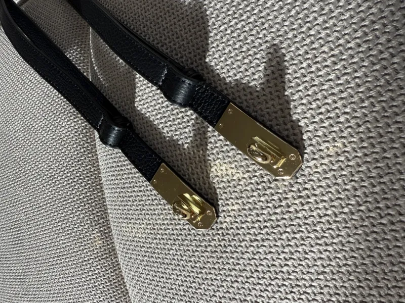 ČERNÝ POSUVNÝ OPASEK