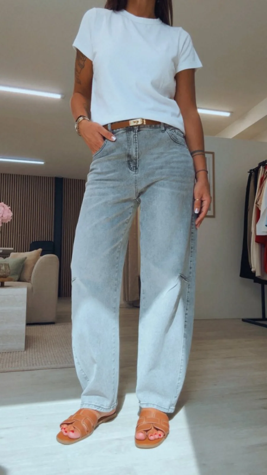 BARREL JEANS ŠEDÁ