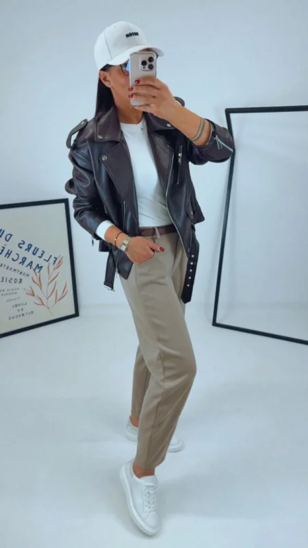 HNĚDÁ BUNDA Z UMĚLÉ KŮŽE