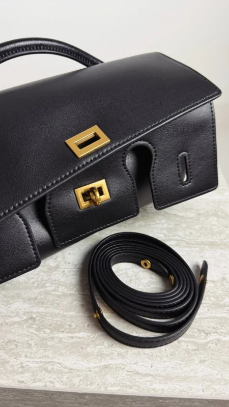 KOŽENÁ KABELKA LONG