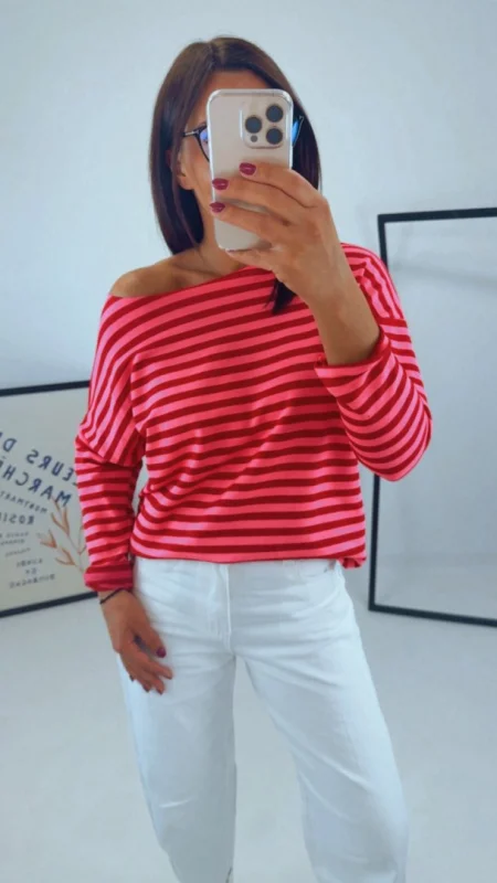 OVERSIZED TRIKO S PRUHY