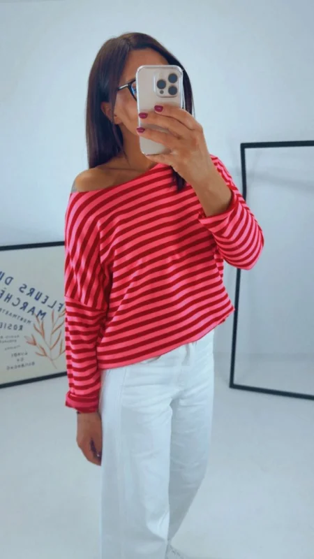 OVERSIZED TRIKO S PRUHY
