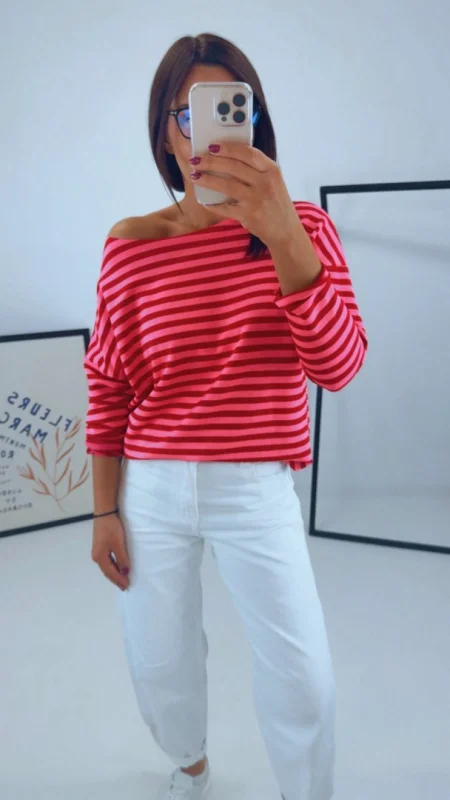 OVERSIZED TRIKO S PRUHY