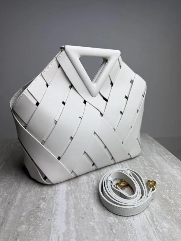 KOŽENÁ KABELKA CREAM II