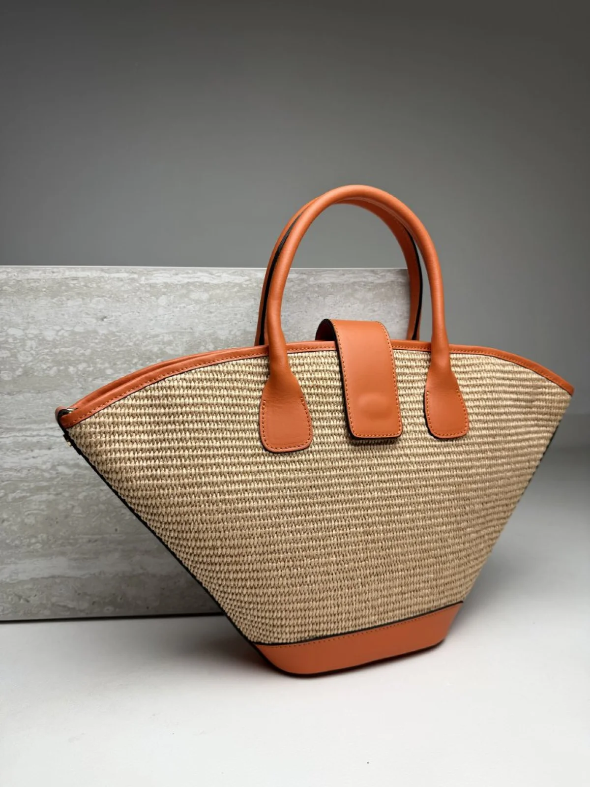 PROUTĚNÁ KABELKA ORANGE