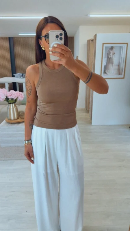 BÍLÉ KALHOTY II