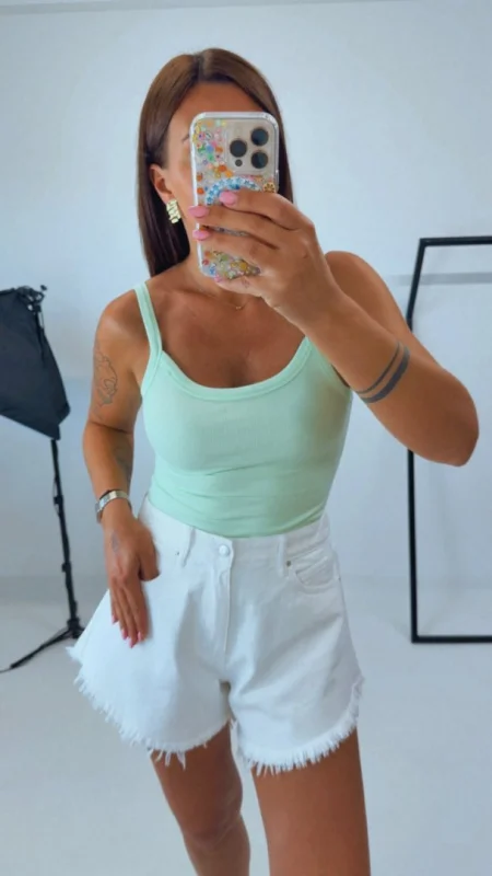 BODY GREEN