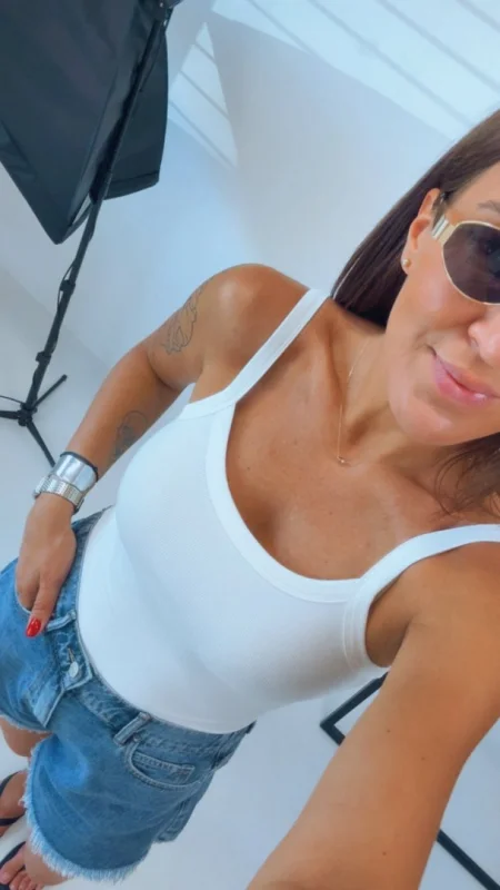 BODY WHITE V