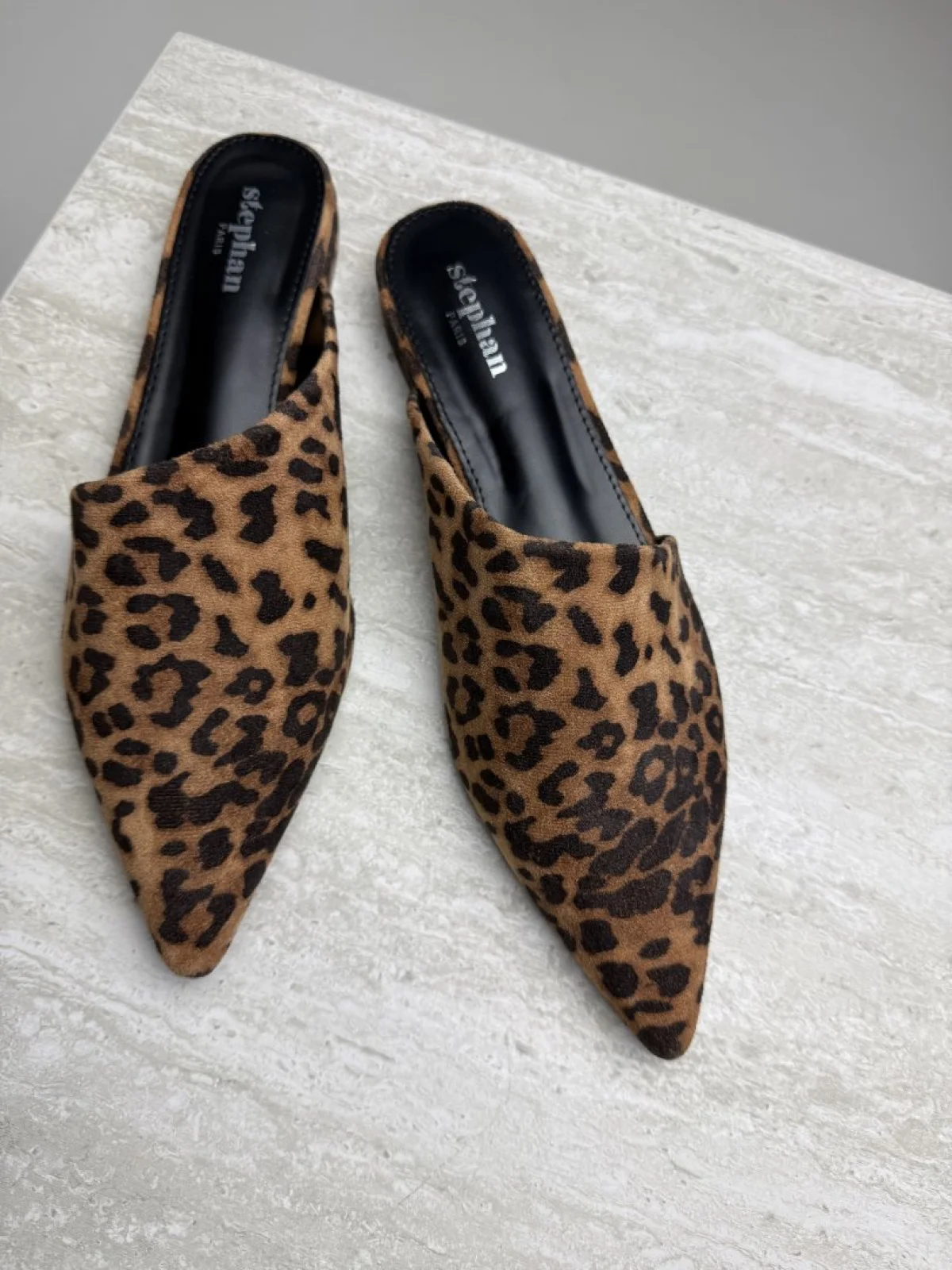 NAZOUVÁKY LEOPARD
