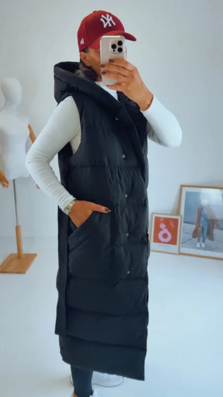 ČERNÁ MAXI VESTA
