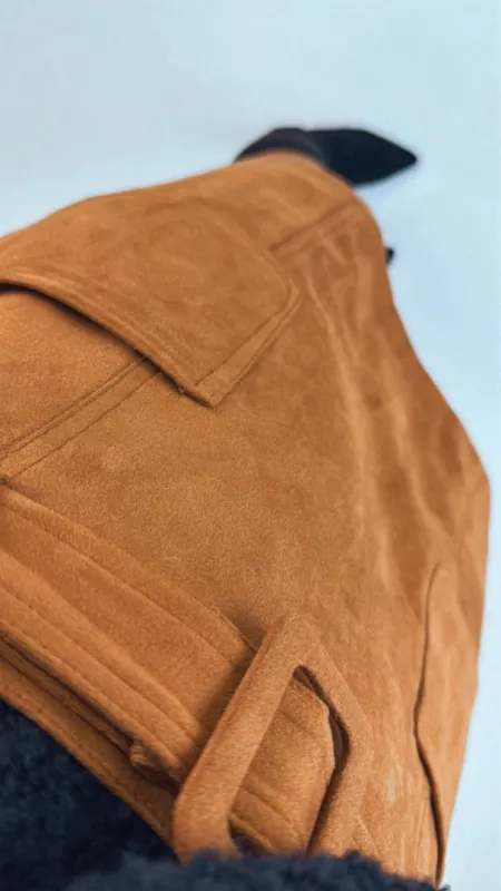 SEMIŠOVÁ CAMEL SUKNĚ