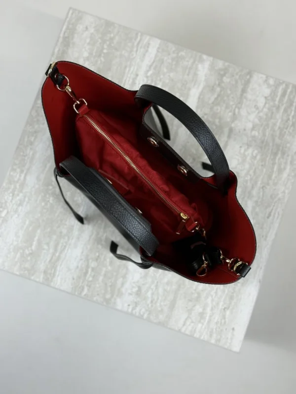 KOŽENÁ KABELKA BLACK