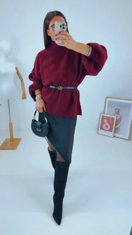 SATÉNOVÉ ŠATY S KRAJKOU