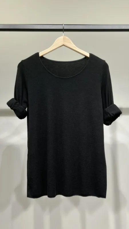 TRIKO S DLOUHÝM RUKÁVEM