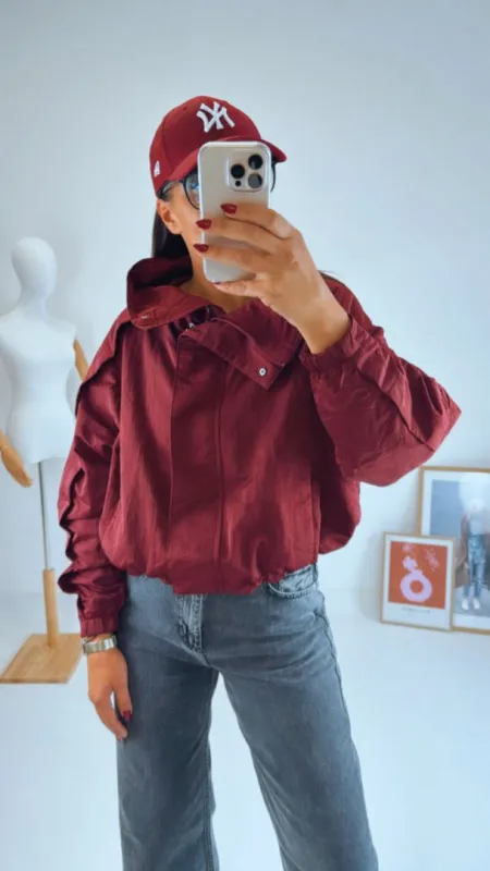 ŠUSŤÁKOVÁ BUNDA BORDÓ