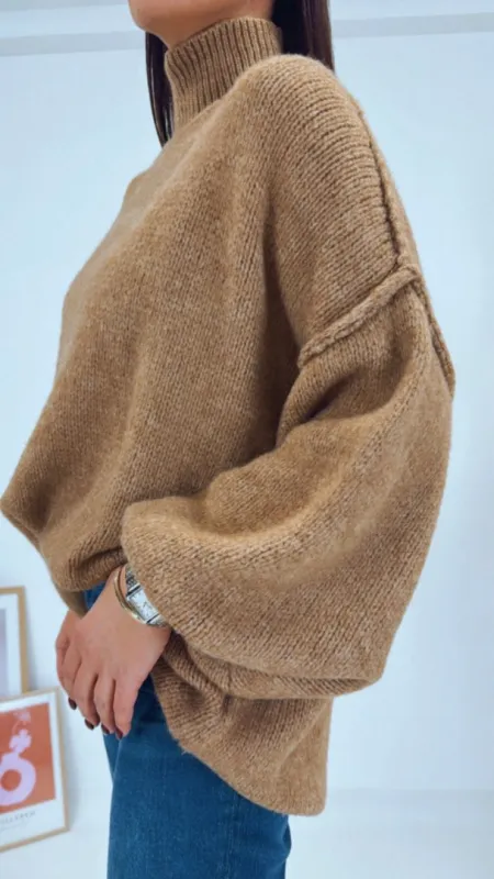 OVERSIZED SVETR CAMEL II