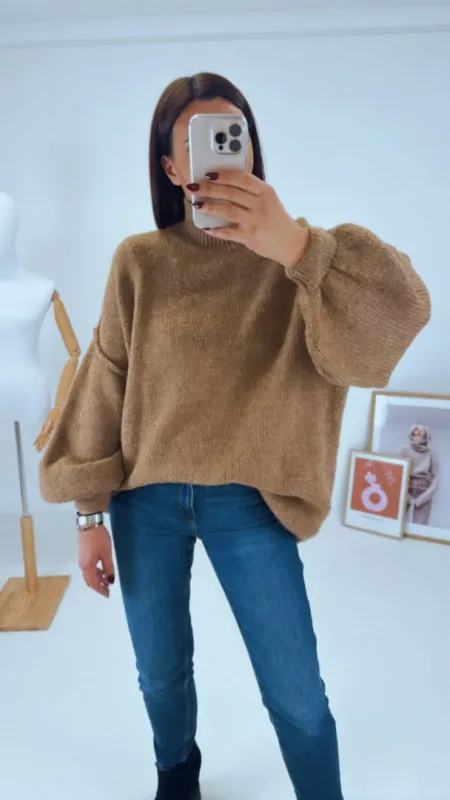 OVERSIZED SVETR CAMEL II