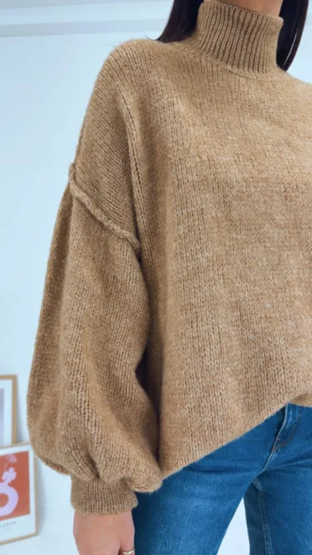 OVERSIZED SVETR CAMEL II