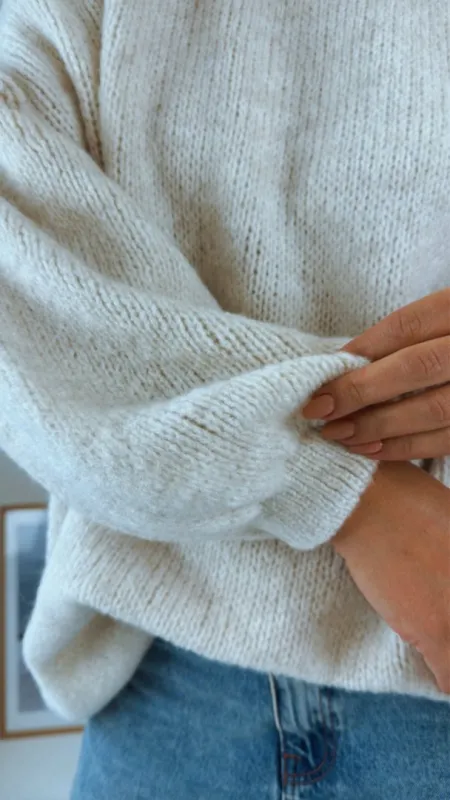 OVERSIZED SVETR BEIGE I