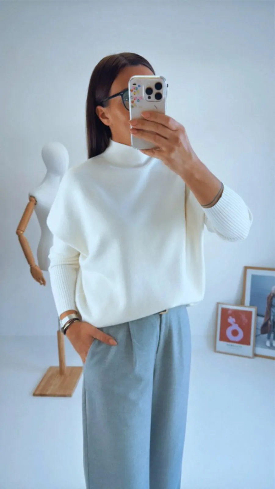 OVERSIZED SVETR CREAM