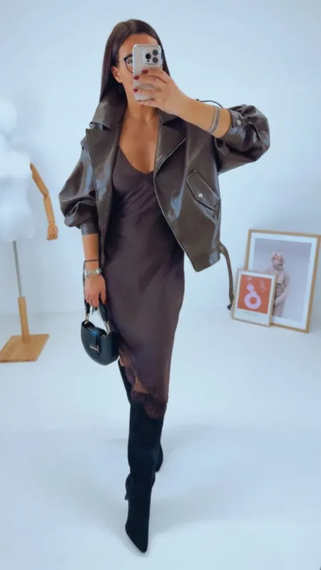 SATÉNOVÉ ŠATY S KRAJKOU II