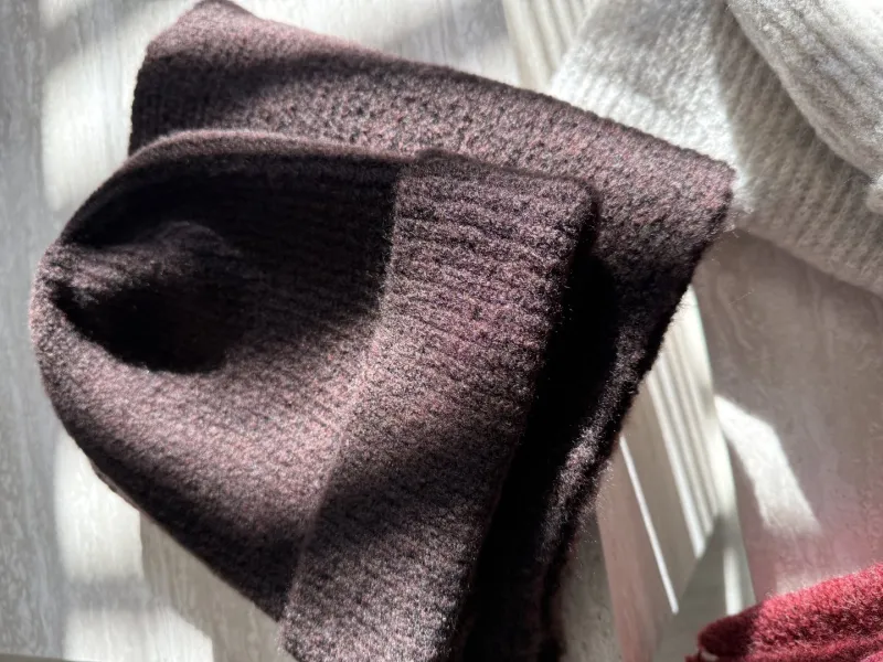 SET ČEPICE + ŠÁLA