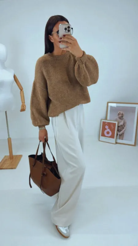 OVERSIZED SVETR CAMEL III